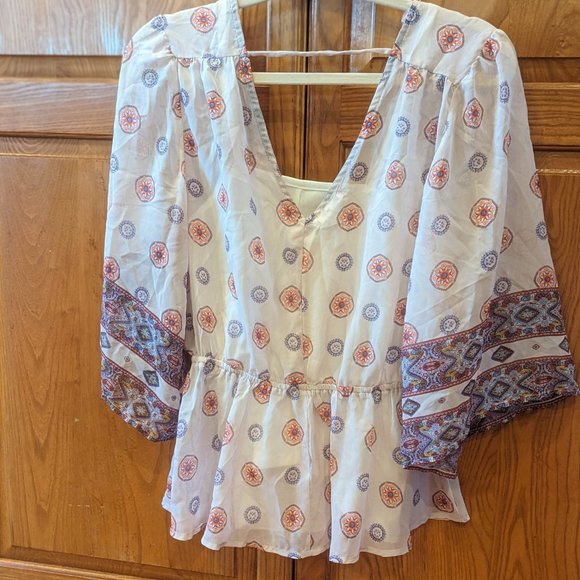 Maurices Spring/Summer Blouse w/ Cami Size Small - Picture 10 of 11